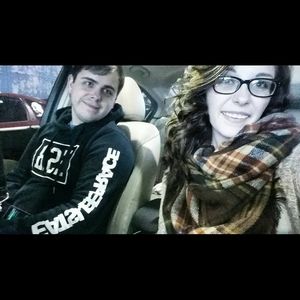 Meet your Posher, Desirea