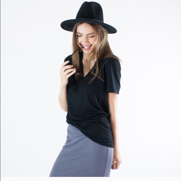 NWT Black Boyfriend Tee - Picture 2 of 3