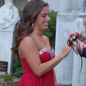 Red homecoming dress size 4