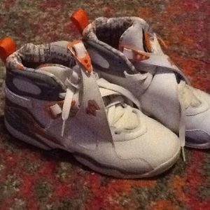 Jordan retro 8 boys size 5