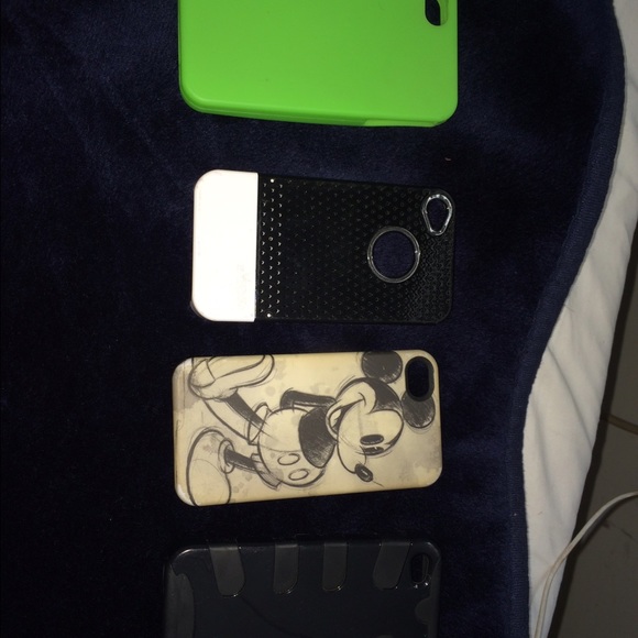 iPhone 4 Cases - Picture 1 of 2