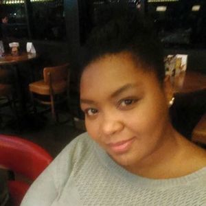 Meet your Posher, Ebony