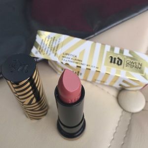 Urban decay - Gwen stefani lipstick
