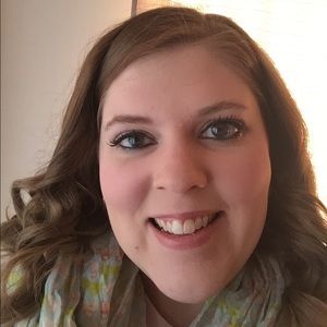 Meet your Posher, April