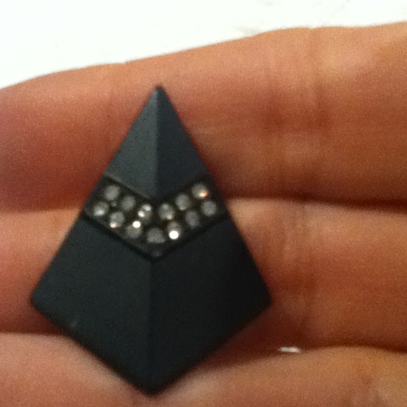 2pairs clip on earrings - Picture 3 of 4