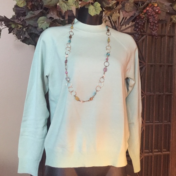 SOHO LADY Light Green Sweater
