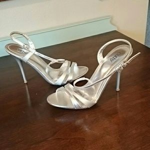 Cathy Jean silver strappy heel