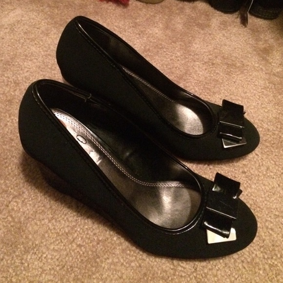 Black heels