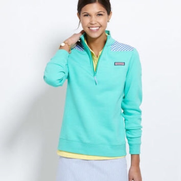 Vineyard Vines sweatshirt