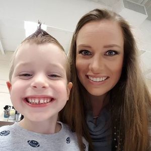 Meet your Posher, Holly