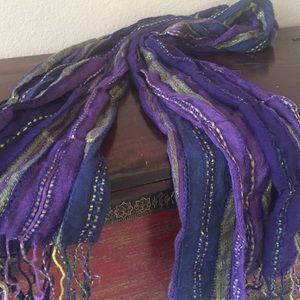 BOGO FREE 💖 Fun scarf!