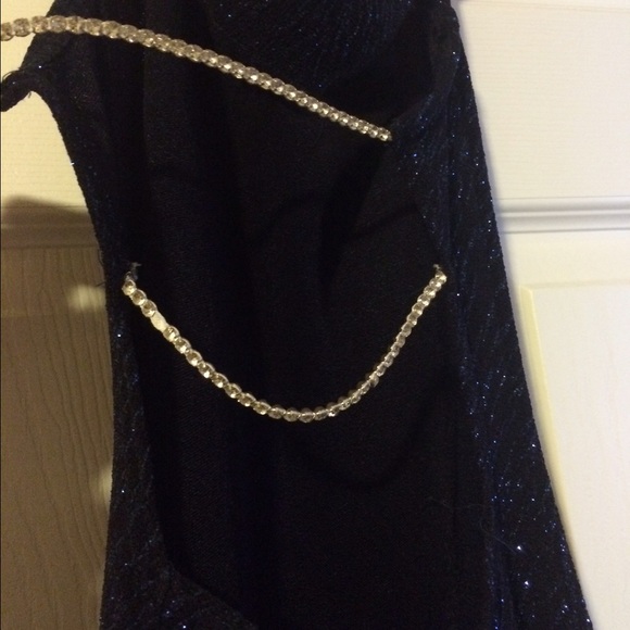 Prom dress - Picture 2 of 4