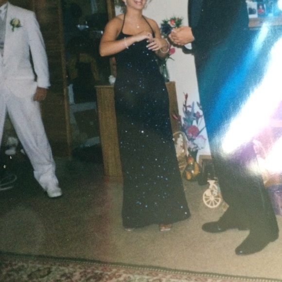 Prom dress - Picture 3 of 4
