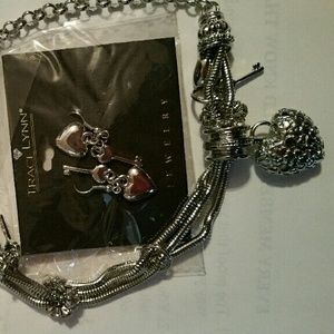 New Keys to my heart necklace set
