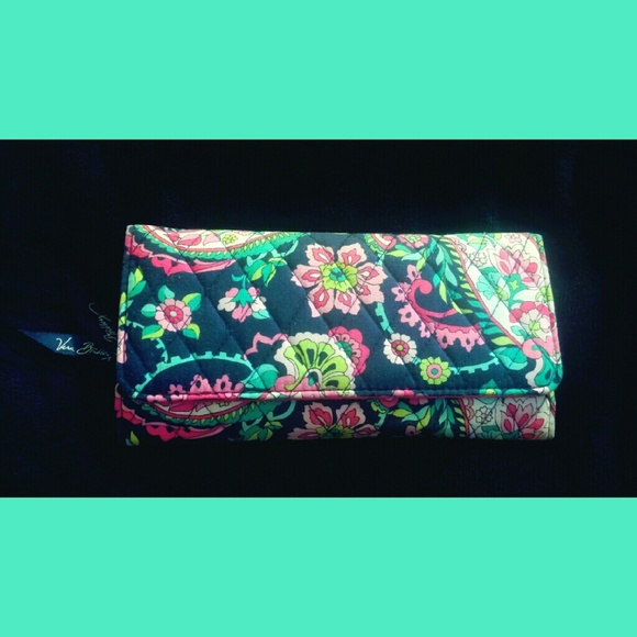 Vera Badley Petal Paisley Tri Fold Wallet