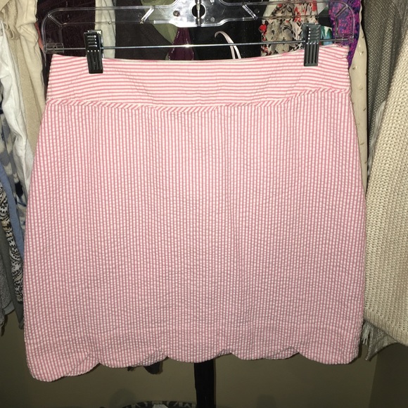 Vineyard vines pink seersucker skirt