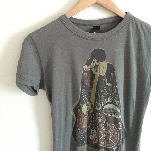 Obey 'The Kiss' Tee