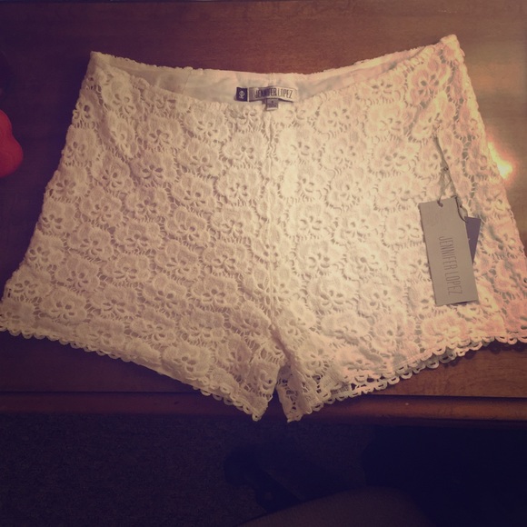 NWT Jennifer Lopez lace shorts