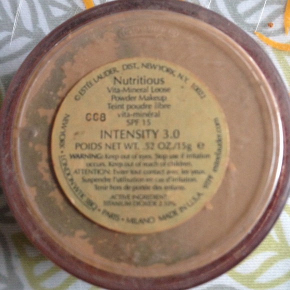 Estée Lauder nutritious mineralpowder intensity 3