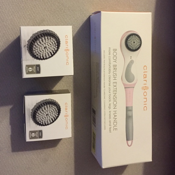 Clarisonic body brush extension and 3 replacements
