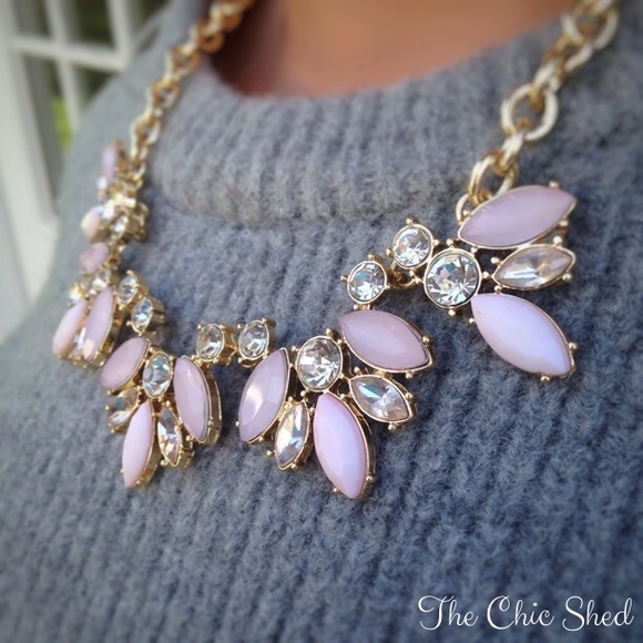 The Chic Shed Jewelry - ‼️🚨DELETING TONIGHT🚨‼️🎉HP PinkStatementNecklace