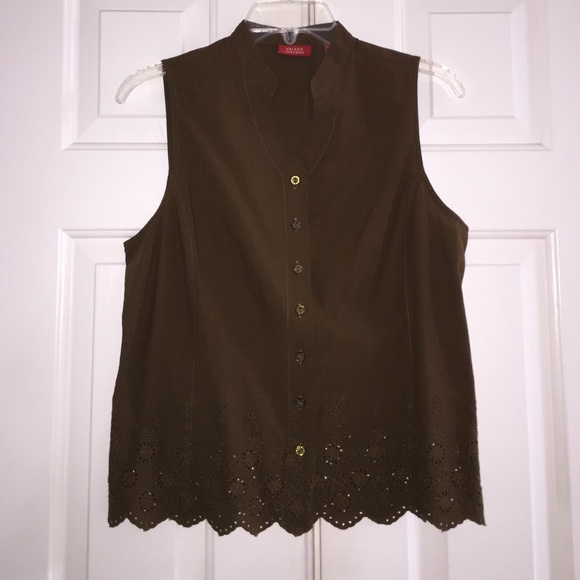 Valerie Stevens Sleeveless Top