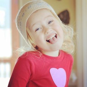 Meet your Posher, Danielle