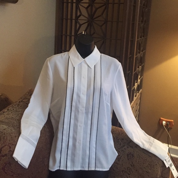 Norton McNaughtin Petites Blouse