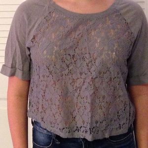 Short sleeve top with lace