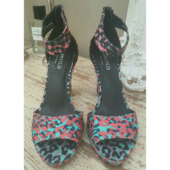 NBW Lmtd Edition Platform Sandal Leopard Coral 7.5 - Picture 1 of 4
