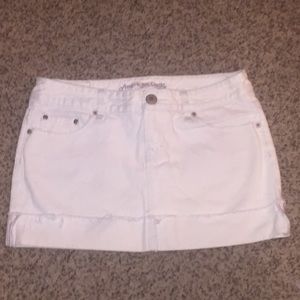 American Eagle White Denim Skirt- Size 8