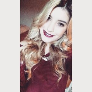 Meet your Posher, Amoramy