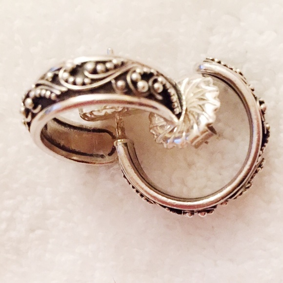 Lois Hill | 5/8" Hoop (Stud) Earrings