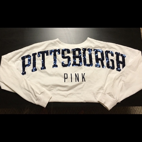 Victoria's Secret Pink Crew Neck Pitt 💙💛