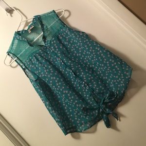 Final drop: Super cute bow design tank top