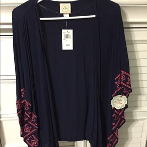 Blue and pink kimono size large tags still on