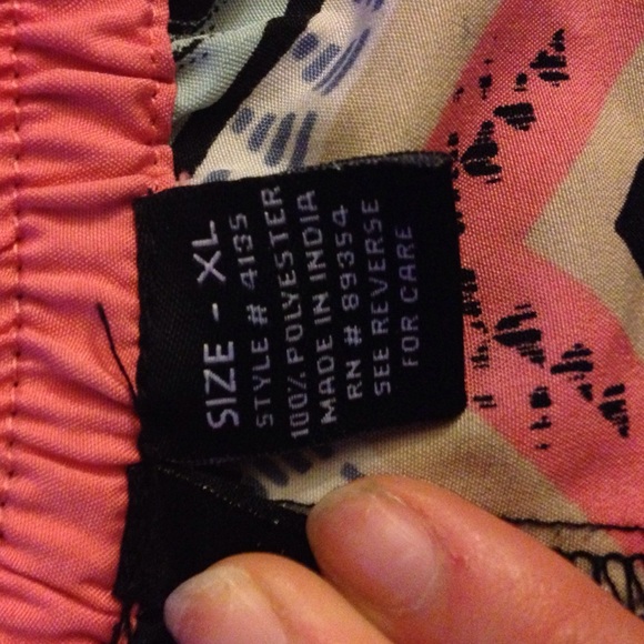 Fun shorts! - Picture 2 of 4