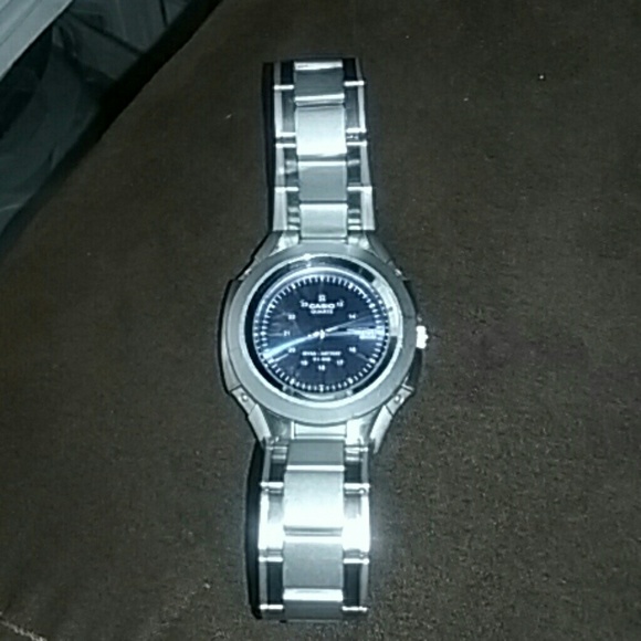 CASIO WATCH - Picture 2 of 4