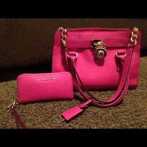 Michael kors purse and wallet