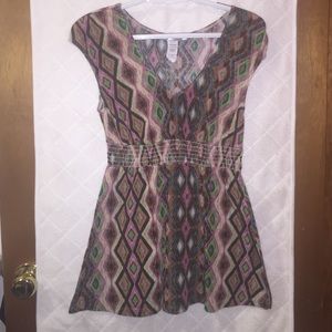 Colorful V-Neck Short Sleeve Shirt- Size Medium