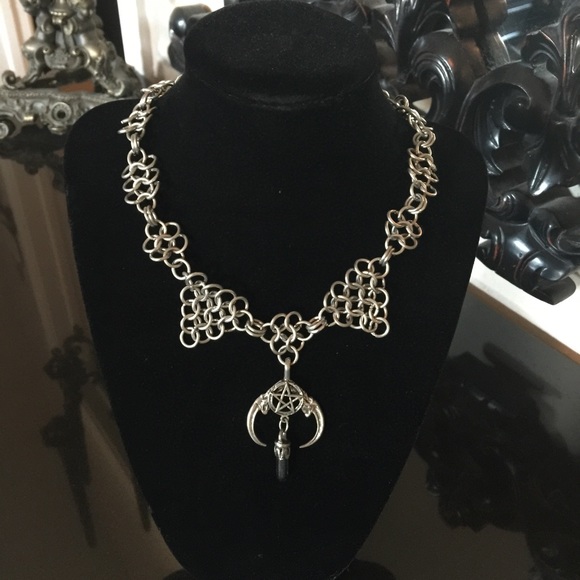 ChainMaille Necklace w/ Pentacle
