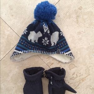 Baby beanie and navy water proof mittens.