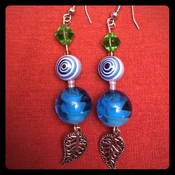 Boho Glass bead lucky eye and leaf earrings - Picture 1 of 3