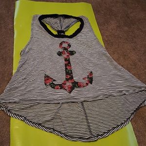 Floral detailed anchor crop top