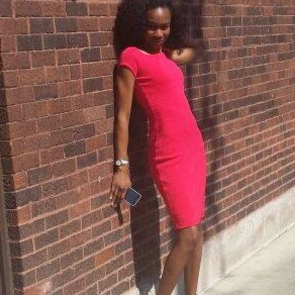 Meet your Posher, Julissa