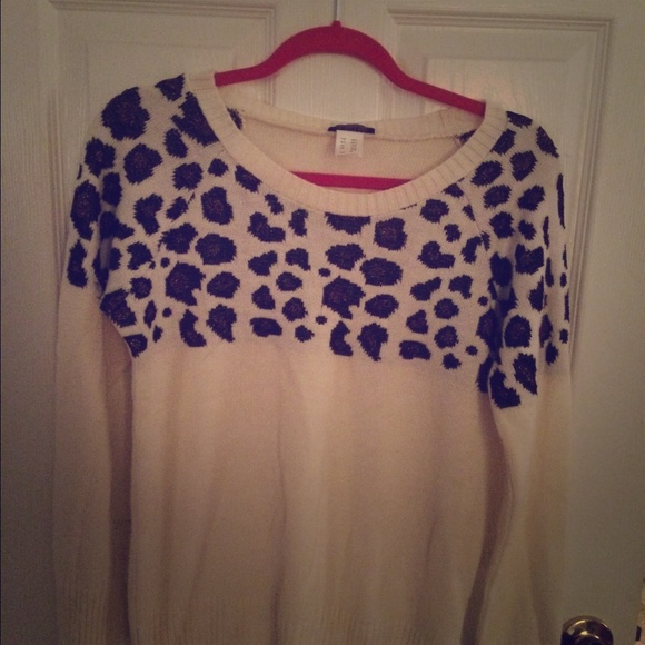 Leopard sweater