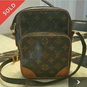 AUTHENTIC LOUIS VUITTON AMAZONE CROSSBODY
