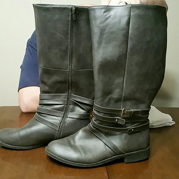 Cute boots!