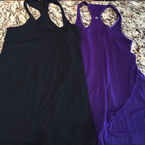 Lululemon workout tank pair bundle size 6