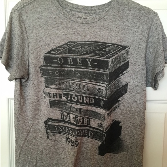 Obey tshirt
